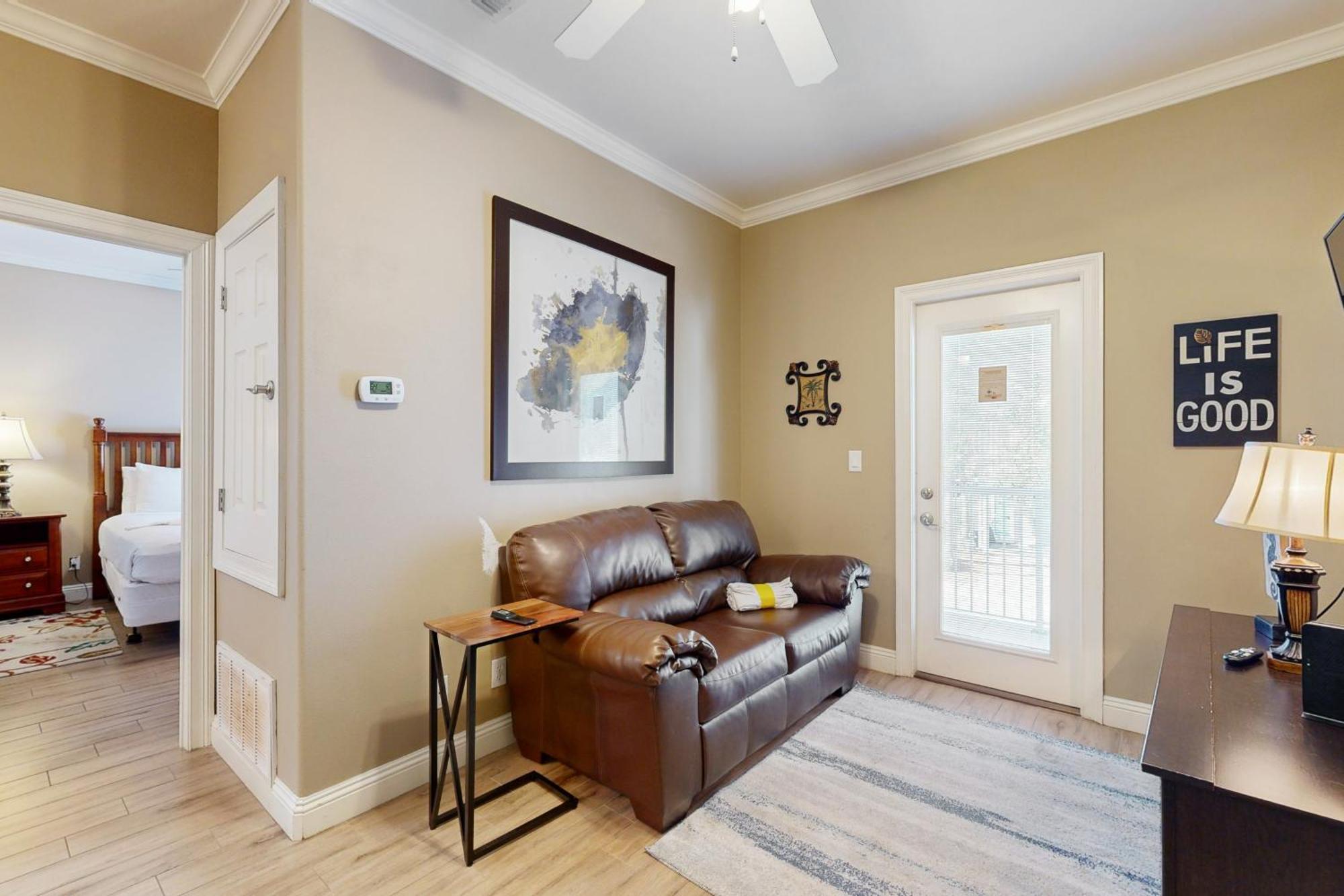 Villages Of Crystal Beach: Serenity Destin Exterior photo