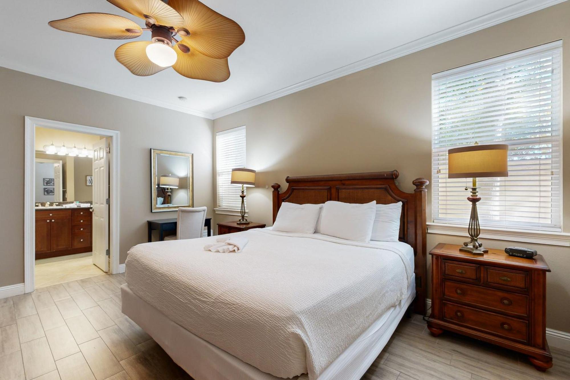 Villages Of Crystal Beach: Serenity Destin Exterior photo